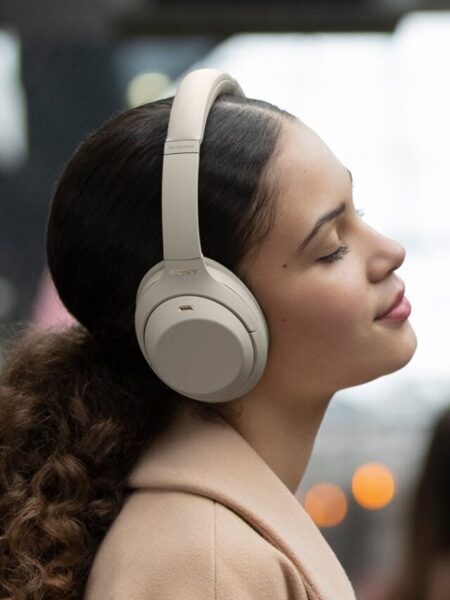 5 Best Headphones For Fall 2023